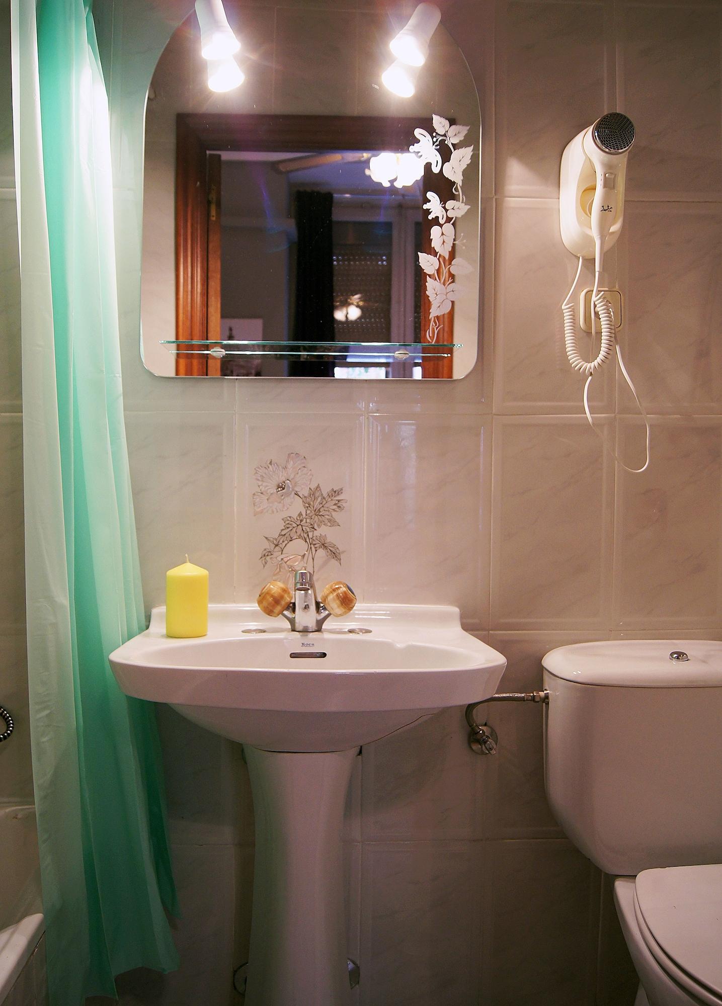 Hostal Fuencarral Kryse Madrid Eksteriør bilde