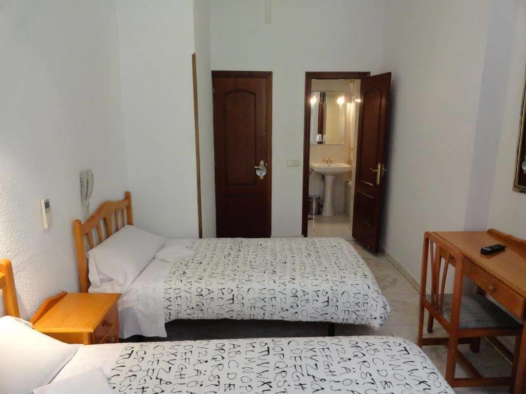 Hostal Fuencarral Kryse Madrid Eksteriør bilde